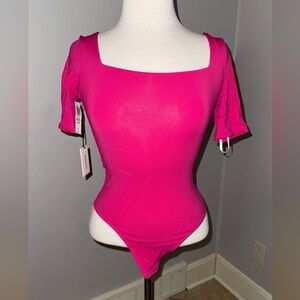 Aritzia Babaton Contour Bodysuit Top